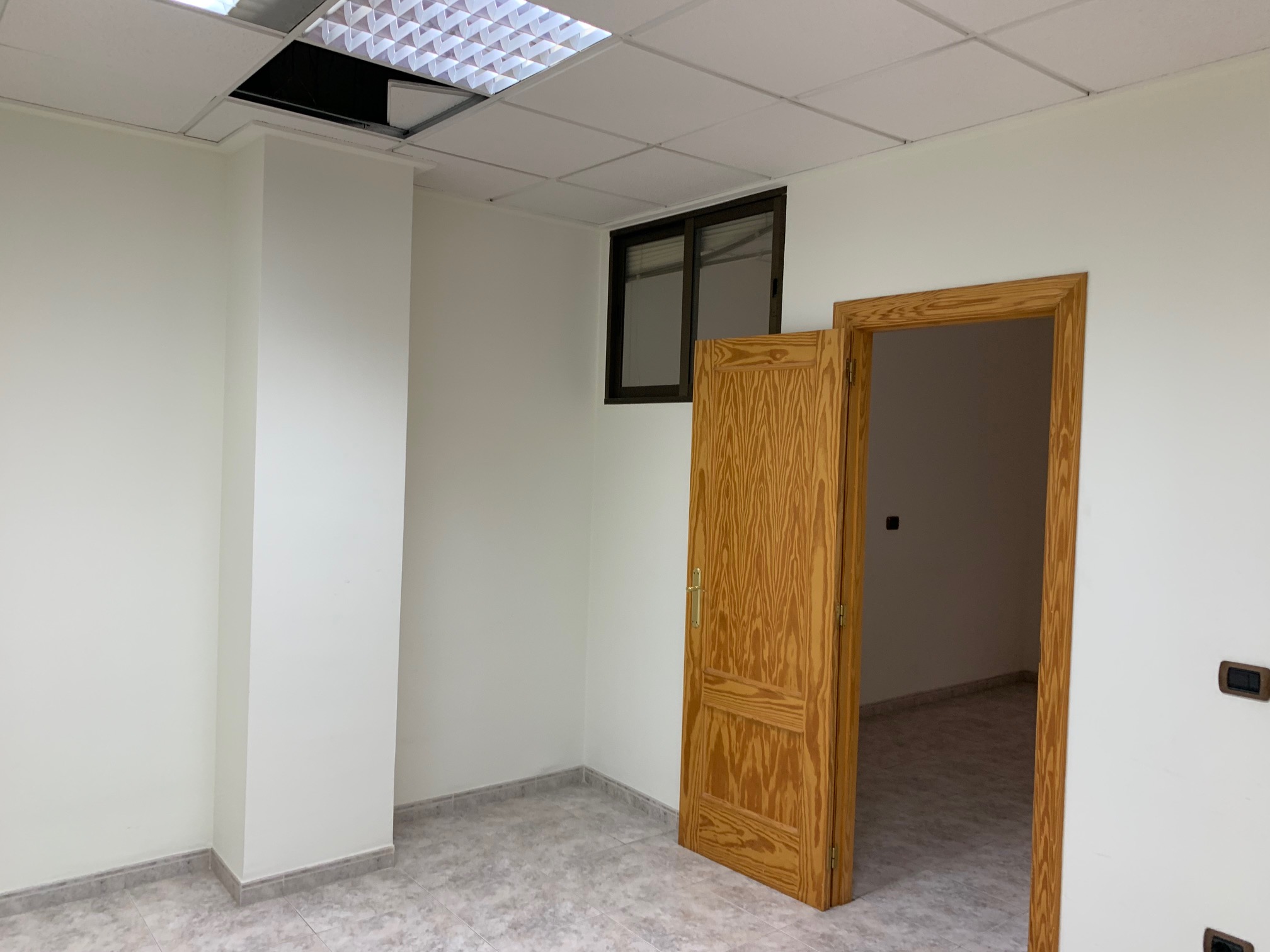 LOCAL ENTRESUELO EN VILLARREAL